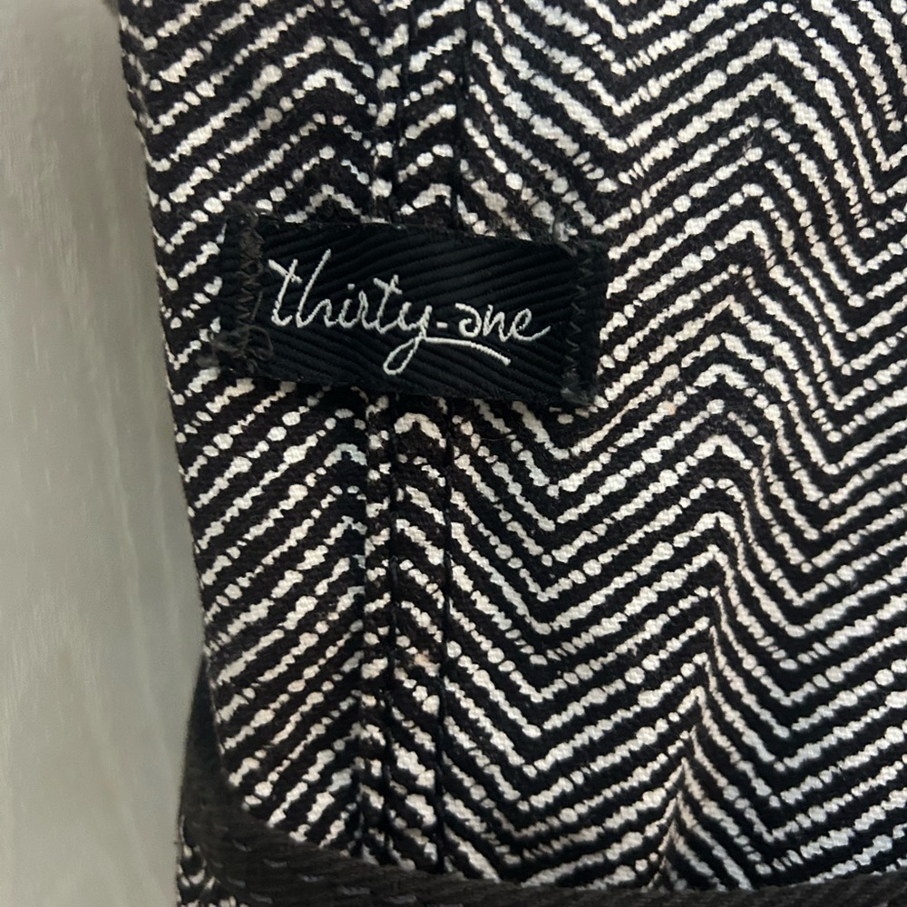 Thirty-One Black and White Chevron Tote - Picture 4 of 11